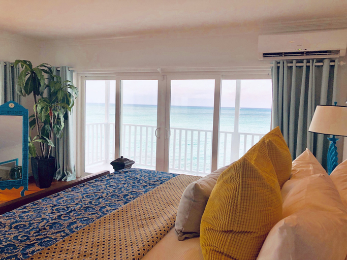 Others 5, Caprice 7 Ocean Front Villa private Pool