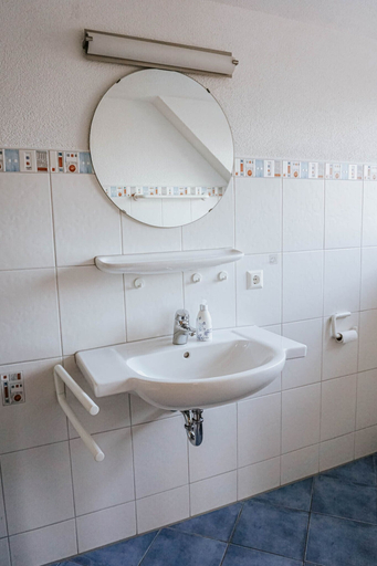 Bathroom 4, Gasthaus Hirsch, Ravensburg
