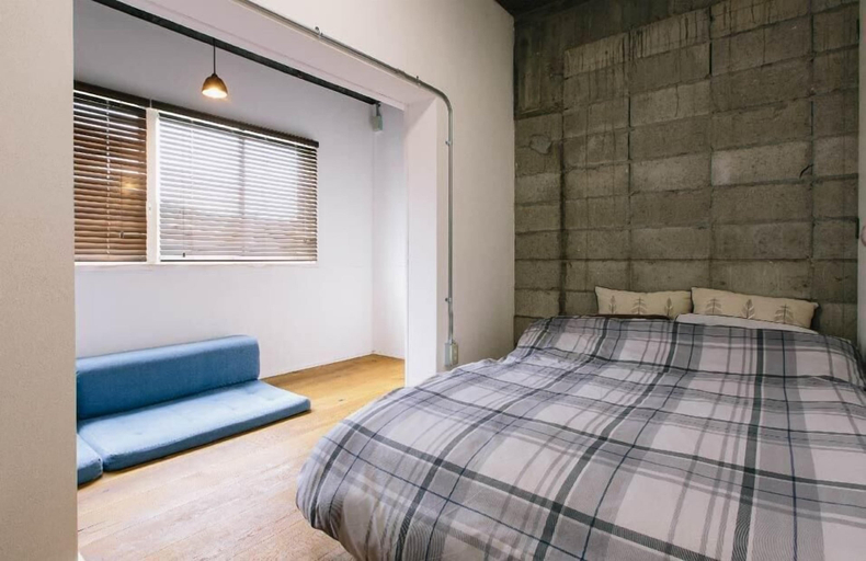 Bedroom 2, Ariake, Kan'onji