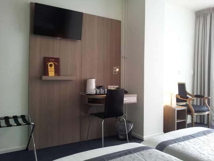 Bedroom 2, The Concert Hotel, Amsterdam
