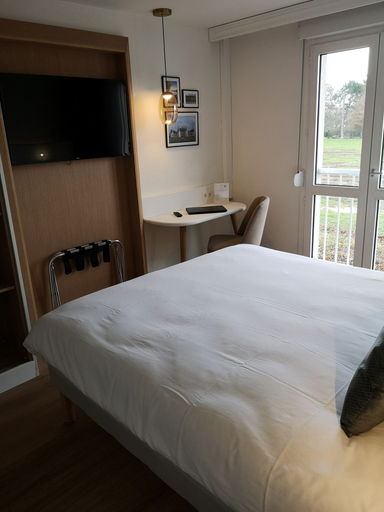 Bedroom 3, La Clef des Chateaux, Loir-et-Cher