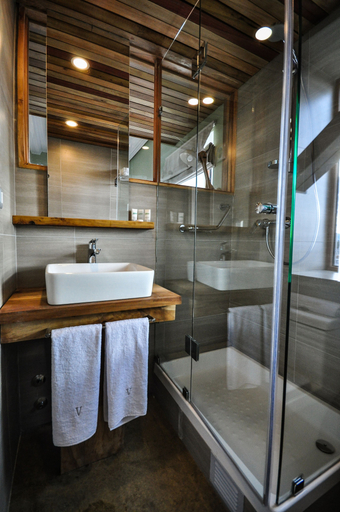 Bathroom 4, Hotel Vendaval, Última Esperanza