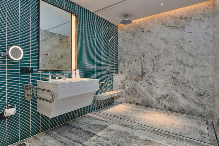 Bathroom 5, Hilton Chongqing Liangjiang New Area, Chongqing
