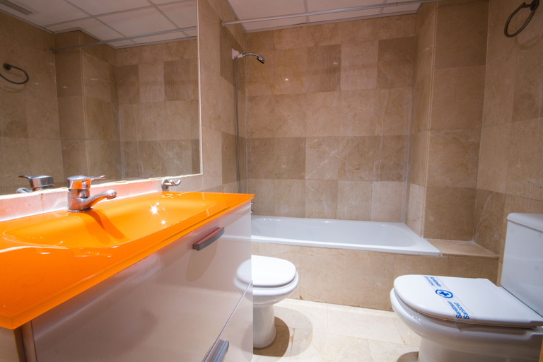 Bathroom, GoCosta Villas Cumbres Family Luxe 4, Tarragona