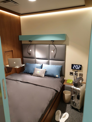 Sleep 'n fly Sleep Lounge, SOUTH Node - Transit only