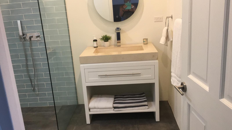 Bathroom, Coco's Beach House