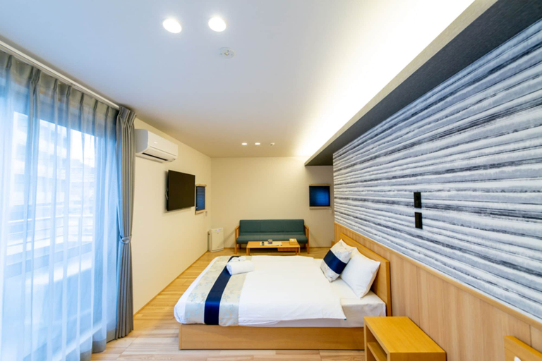 Bedroom 3, Grand Base Hiroshima Hikarimachi, Hiroshima