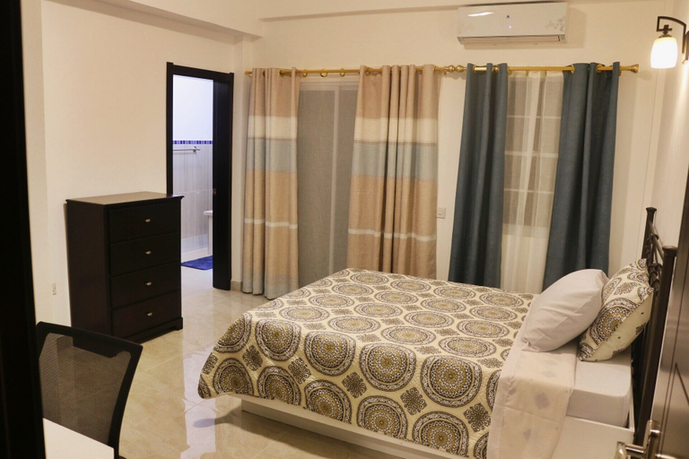 Bedroom 3, Blue Star Apartments and Hotel