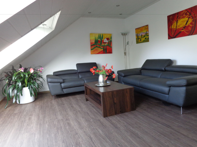 Others 4, Exclusive Apartment - Rees, Kleve