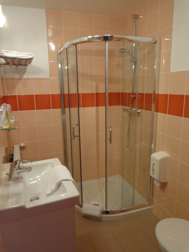 Bathroom 4, Citotel Du Tigre, Meuse