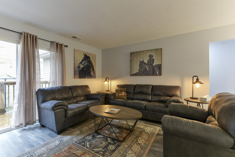 Others 5, Western Comfort, Taney
