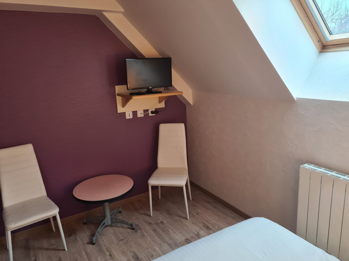 Bedroom 2, Gîte de Murat, Cantal