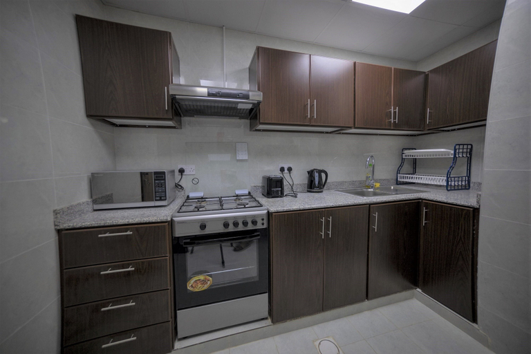 Others 5, Anisa Residence, Salalah