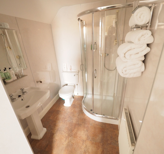 Bathroom 4, The Cowrie Guest House, Northumberland