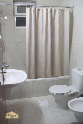Bathroom 4, Orient House Hotel Suites, Salt