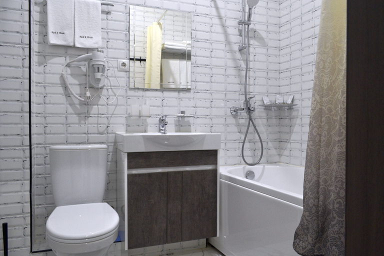 Bathroom 3, Apartment Park & House 42, Predgornyy rayon