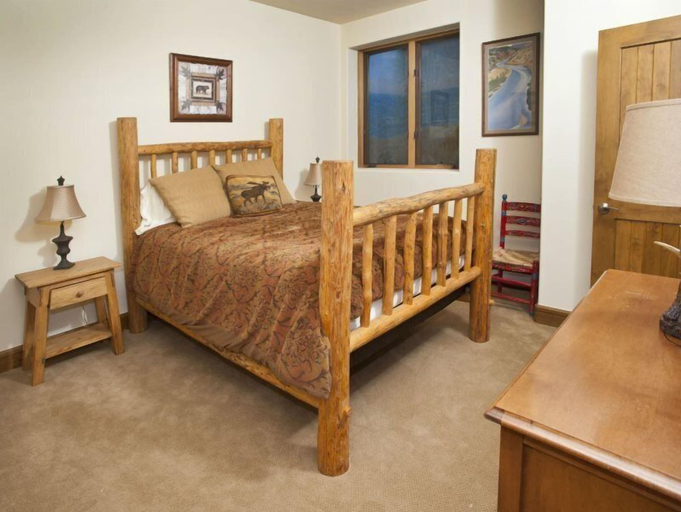 Bedroom 1, 1-arrowhead 45 River Dance Way 5 bed, Eagle
