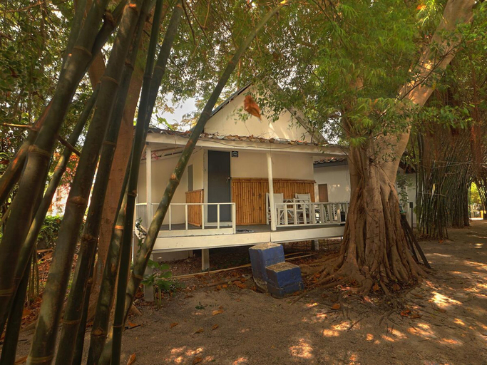 Exterior & Views 2, Asia Blue - Beach Hostel Hacienda - Bed in 4-bed Dormitory Room, Ko Phangan
