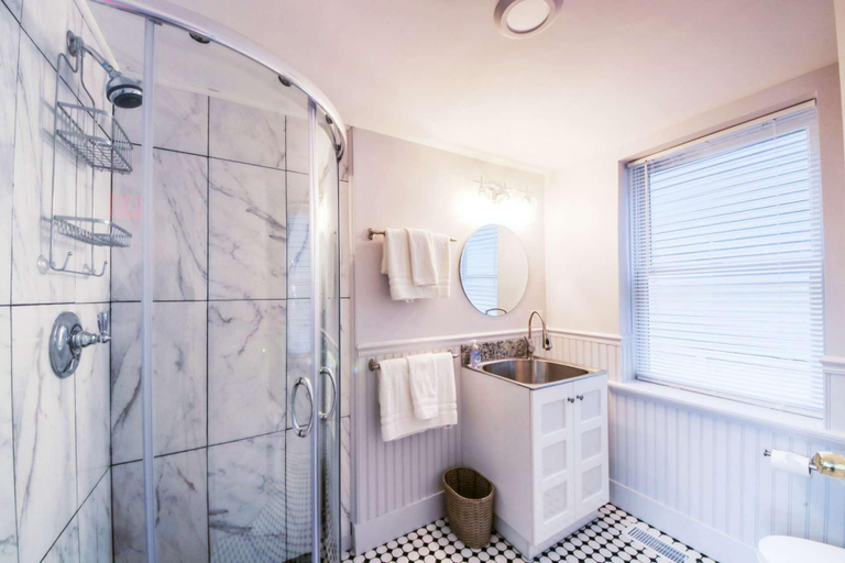 Bathroom 3, Kindred Spirits, Essex