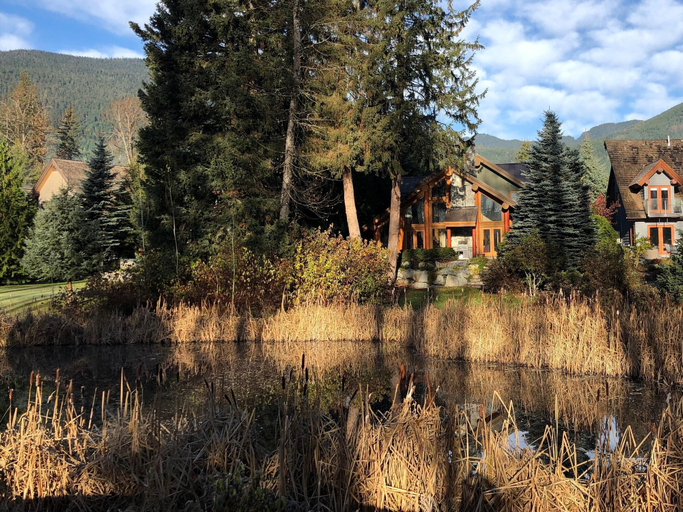 Exterior & Views 2, 8140 Nicklaus North, Squamish-Lillooet