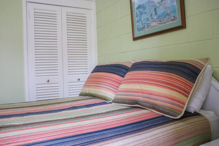 Bedroom 3, Fisherman's Point Beach Resort