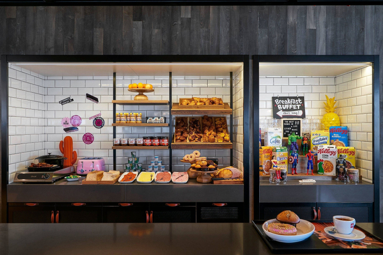 Food & Drinks 5, Moxy Slough, Slough