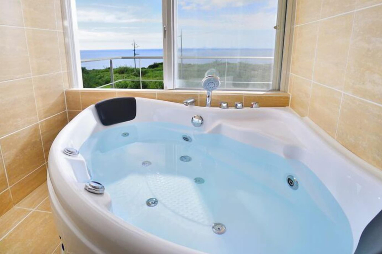 Bathroom, isola villa kouri, Nakijin