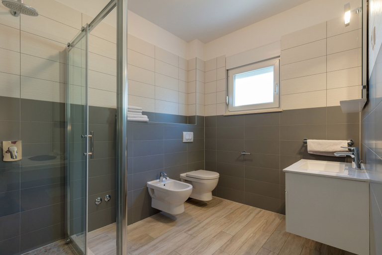 Bathroom 5, Villa Mermaid, Podstrana