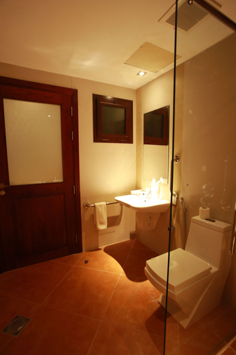 Bathroom 4, Al Liwan Suites Rawdat Al Khail, Doha