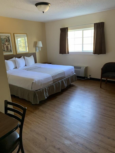 Bedroom 3, Motel 6 Myrtle Beach, SC, Horry