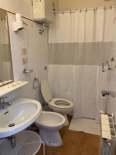 Bathroom, Le Focette Dell'Orso, L'Aquila
