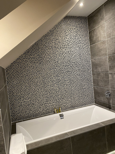 Bathroom 4, Taransay House, Highland