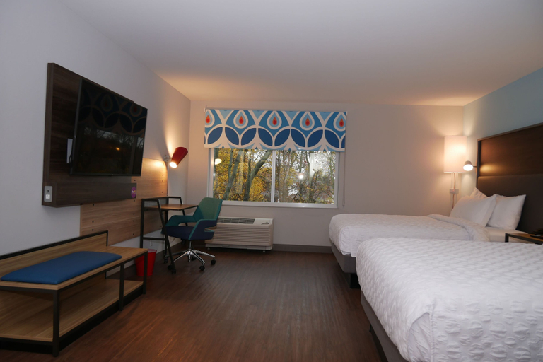 Bedroom 3, Tru By Hilton Chambersburg, PA, Franklin