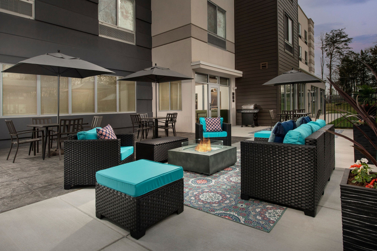 Food & Drinks 5, Fairfield Inn & Suites by Marriott Aberdeen, Harford
