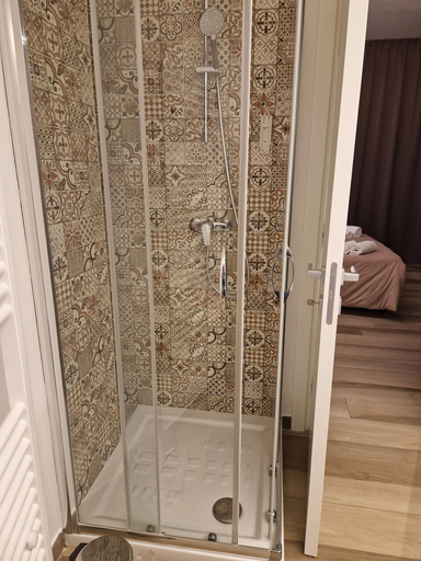 Bathroom 4, Le 2 Gravine, Matera