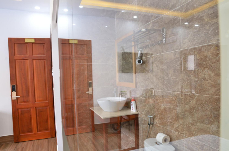 Bathroom 3, Kim Ngan Hotel, Côn Đảo