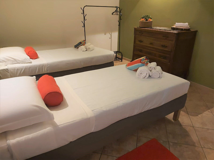 Bedroom 4, Bnbook - La Corte di Gallarate, Varese