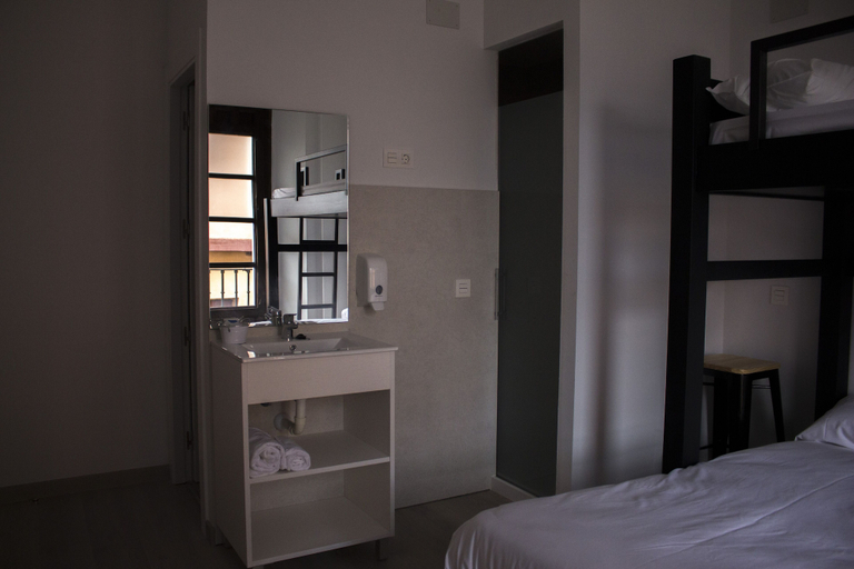 Bedroom 3, Quartier Leon Jabalquinto - Hostel, León