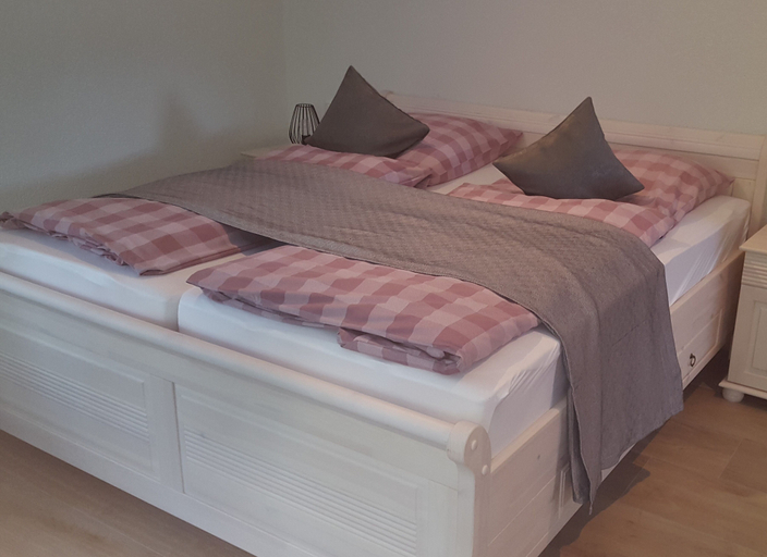 Bedroom 2, Hotel Haus Hildegard, Viersen
