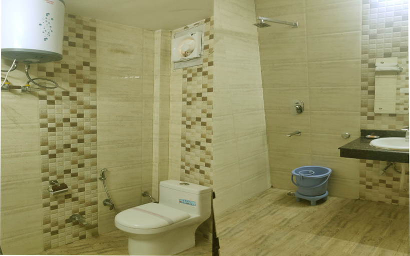Bathroom 3, The Vaishno Devi Hills, Reasi