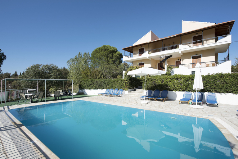 Sport & Beauty 4, Cochelli Apartments, Ionian Islands