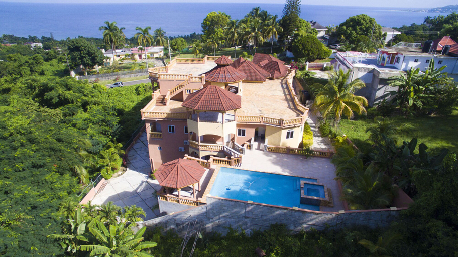 Exterior & Views 2, Ocean View Terrace