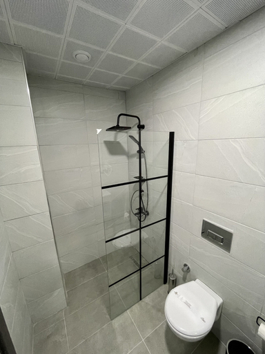 Bathroom 5, Melanj Airport Hotel, Arnavutkoy
