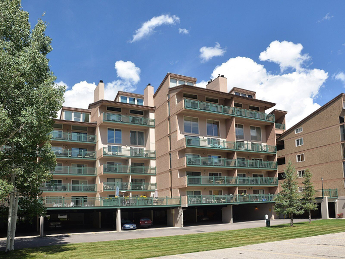 Exterior & Views 2, Vantage Point Condo 105, Eagle