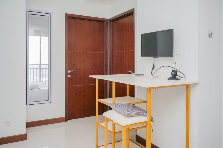 Others 4, Fully Furnished with Comfortable Design 2BR Apartment Springwood Residence, Tangerang