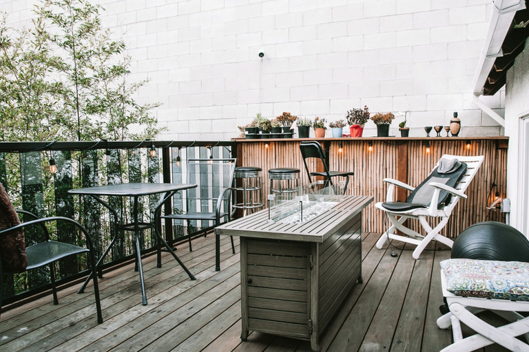 Others 4, The Rumi Hostel, Los Angeles