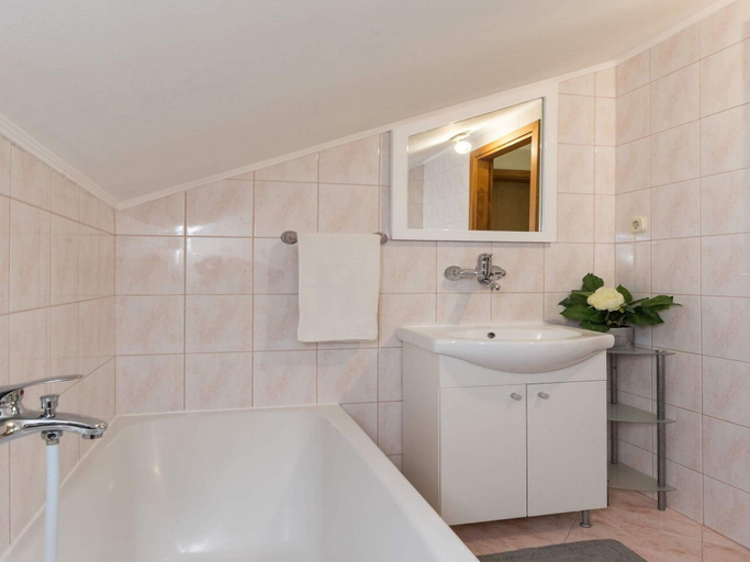 Bathroom 3, Holiday Home By The Sea, Ston