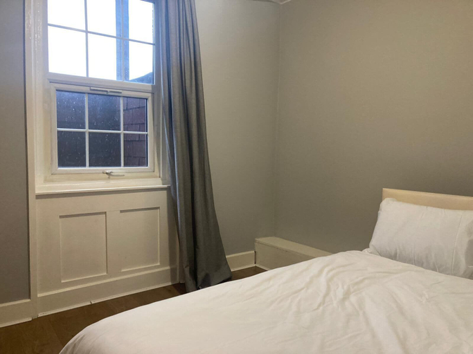 Bedroom 4, Three Bed Two Bath Apartment in London, London