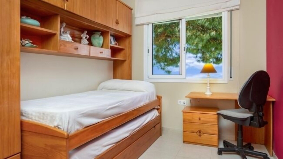 Bedroom 2, Villa Brava, Girona