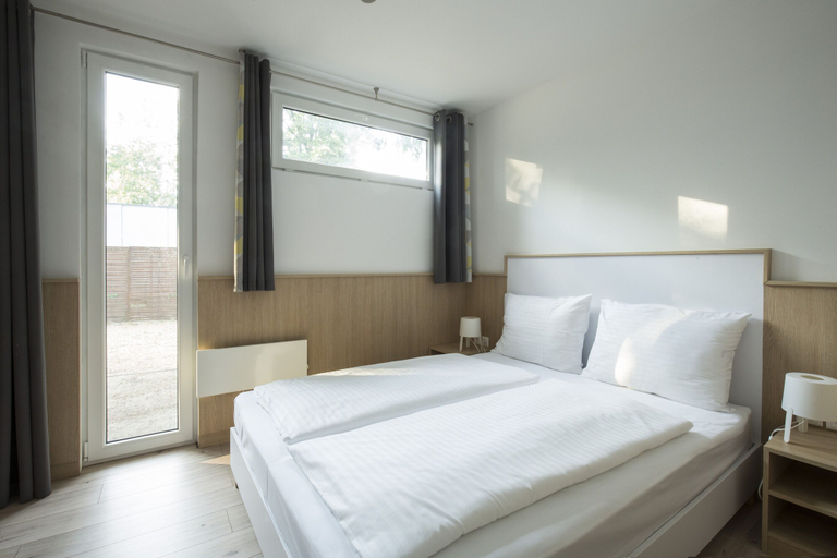Bedroom 2, Barack Thermal Apartments, Kecskemét
